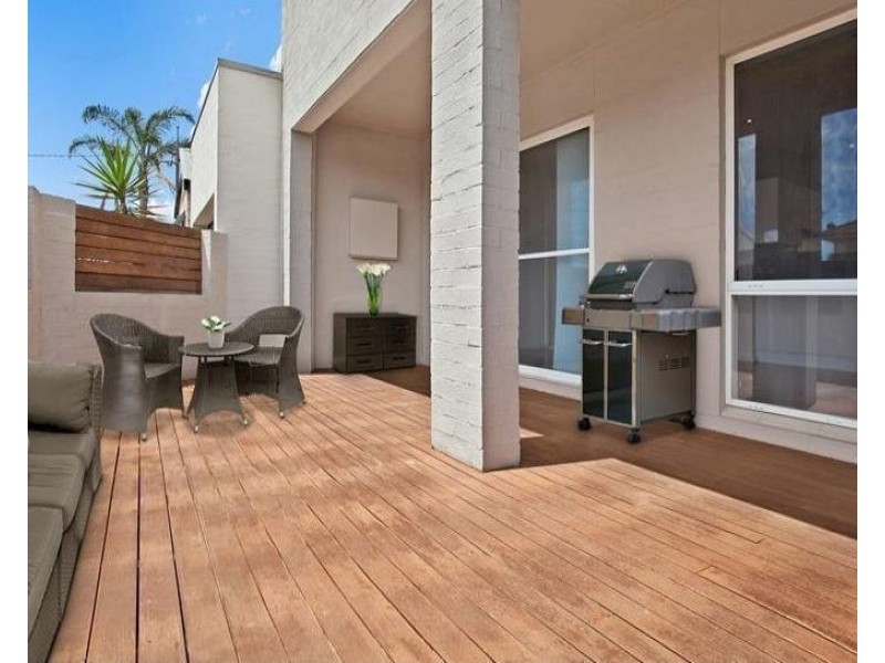 9 Barr Street, Merewether NSW 2291