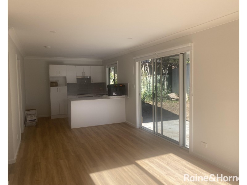 27A Stonehaven Drive, Metford NSW 2323