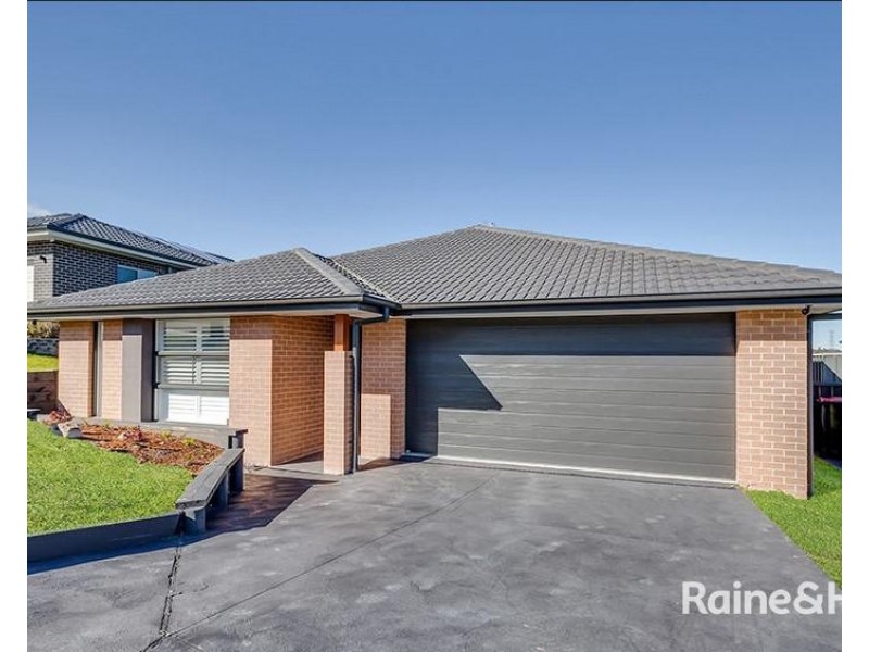 19 Armour Drive, Cameron Park NSW 2285