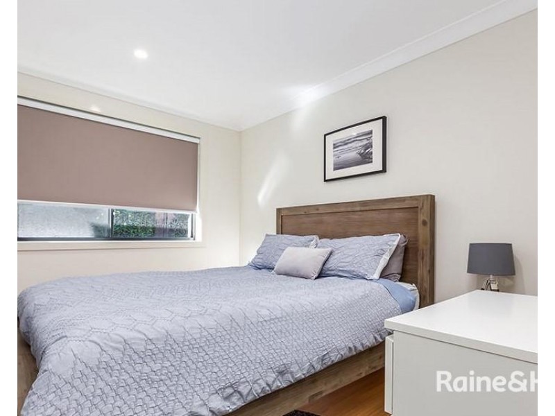 19 Armour Drive, Cameron Park NSW 2285
