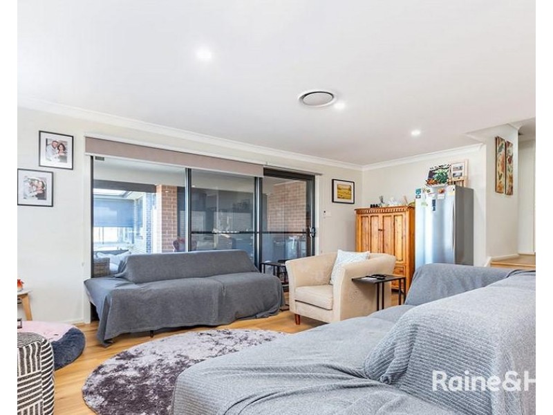 19 Armour Drive, Cameron Park NSW 2285