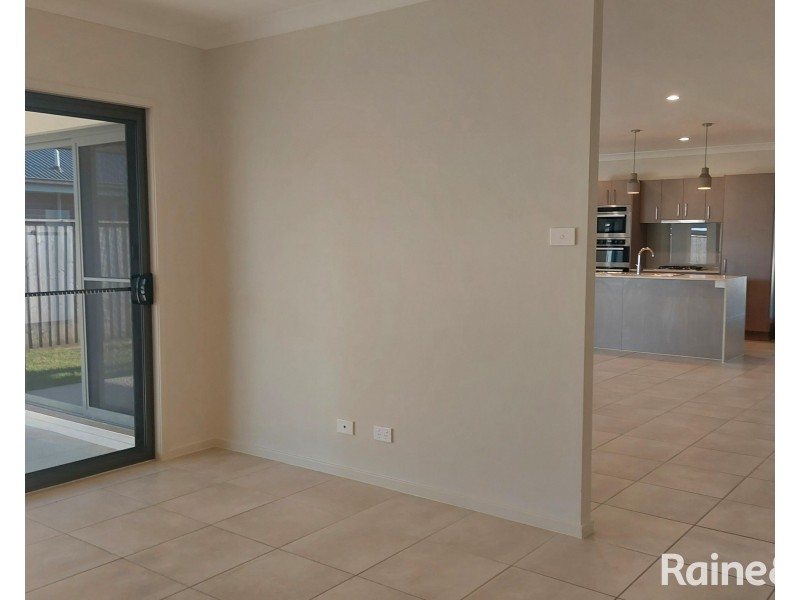29 Bower Road, Medowie NSW 2318