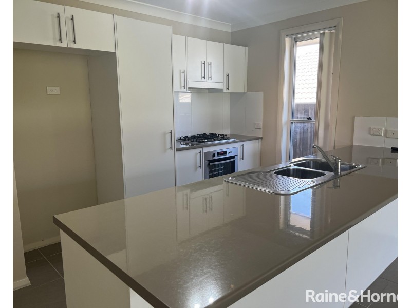 4A Dunnart Street, Aberglasslyn NSW 2320