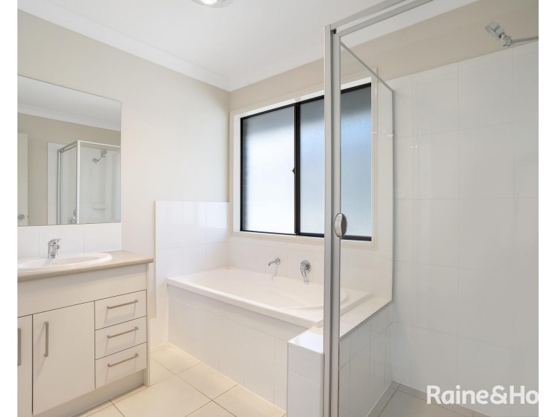 42 Scenic Drive, Gillieston Heights NSW 2321