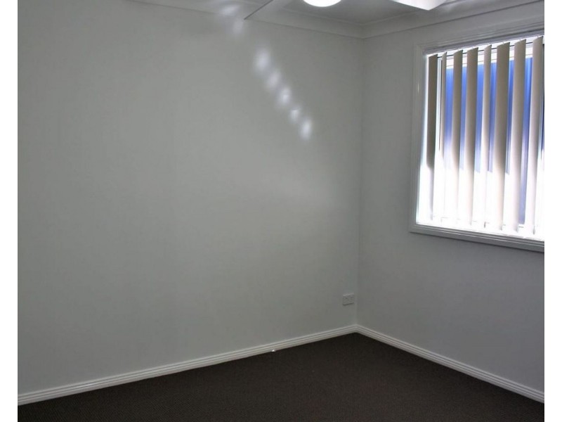 2/9 Hampden Street, Kurri Kurri NSW 2327