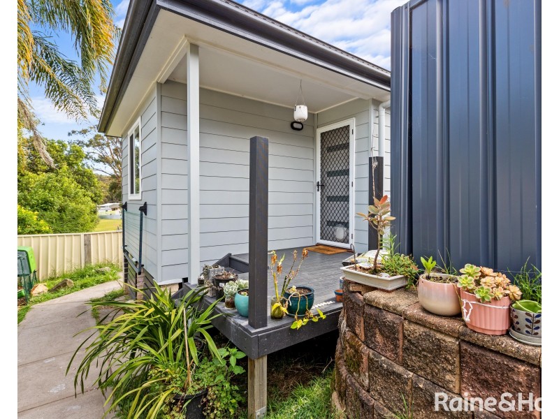 8 Yanco Street, Tingira Heights NSW 2290