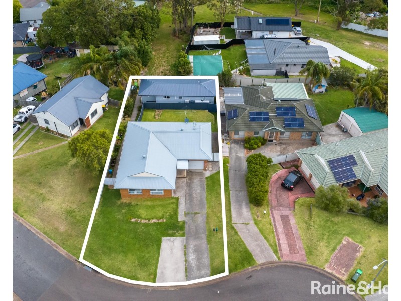 8 Yanco Street, Tingira Heights NSW 2290