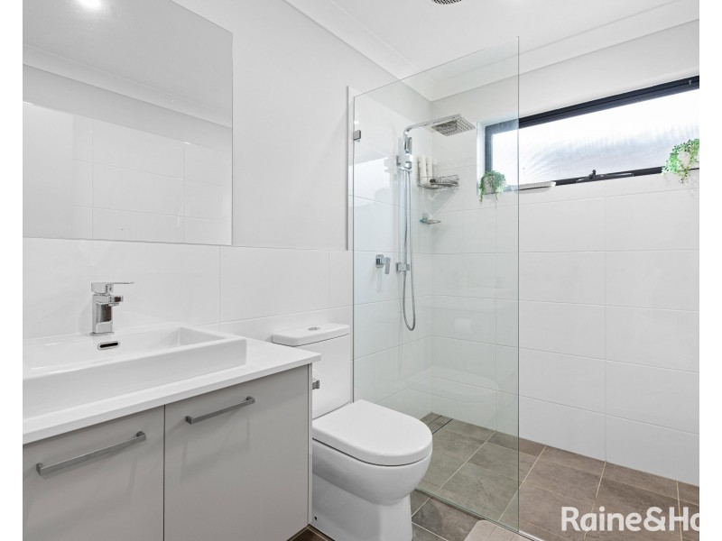 92 Northridge Drive, Cameron Park NSW 2285