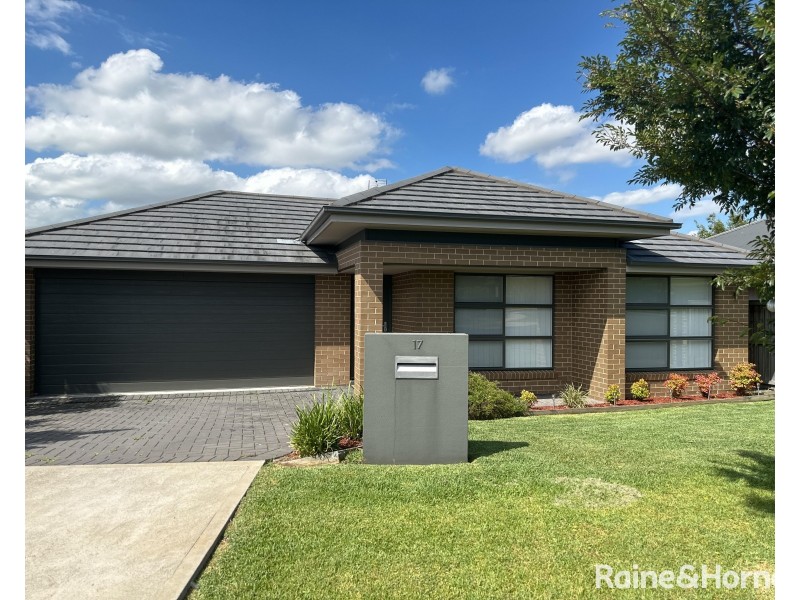 17 Snipe Street, Fletcher NSW 2287