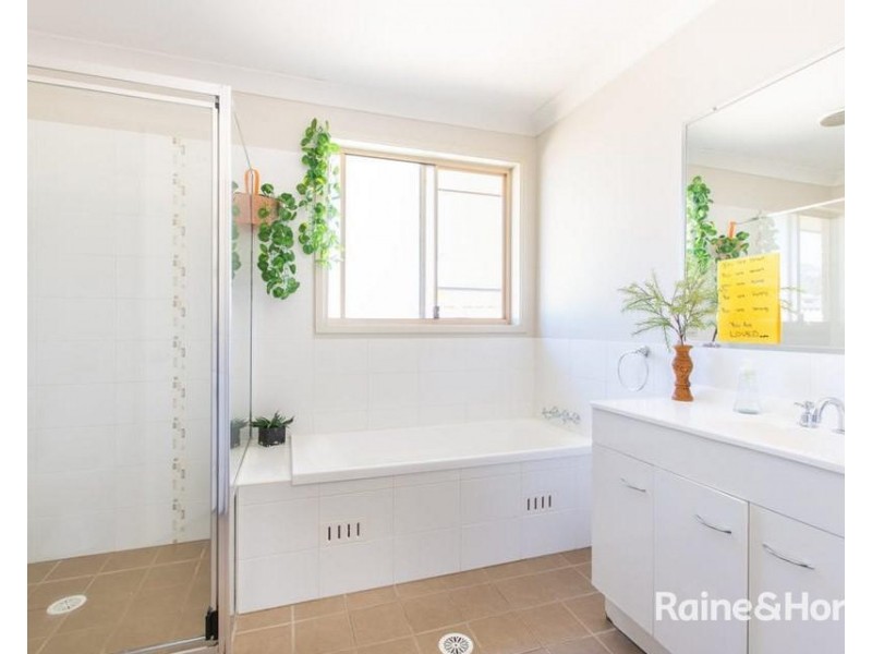 25 Chablis Drive, Cessnock NSW 2325
