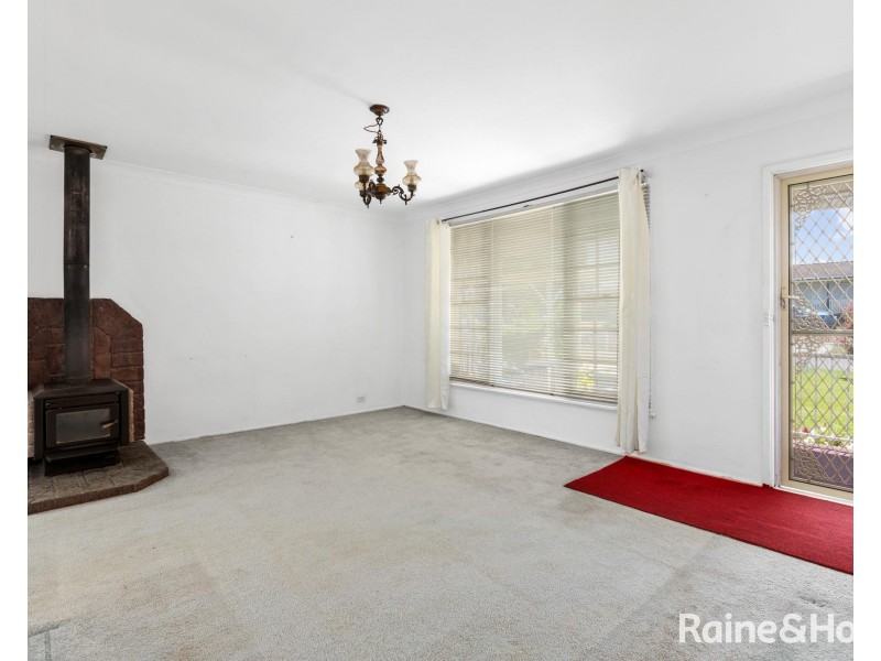 36 Barralier Avenue, Woodberry NSW 2322