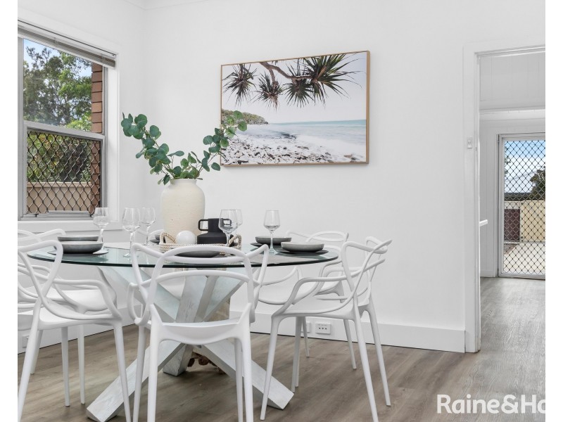 22 Ernest Street, Belmont NSW 2280