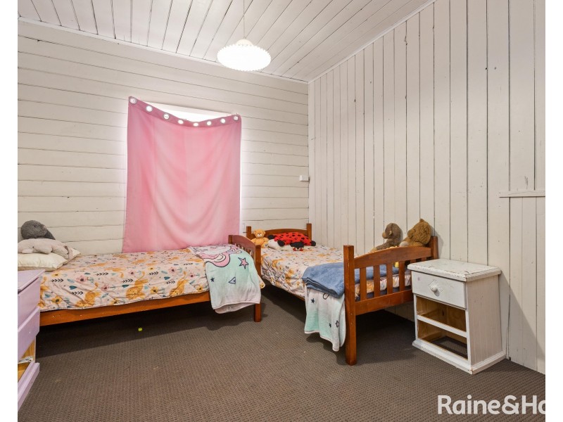 30 Main Road, Heddon Greta NSW 2321