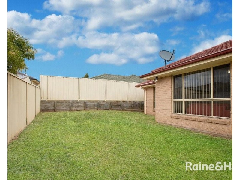 32 Carnarvon Circuit, East Maitland NSW 2323