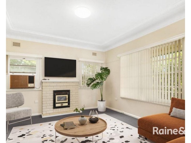 27 Johnson Street, Maitland NSW 2320