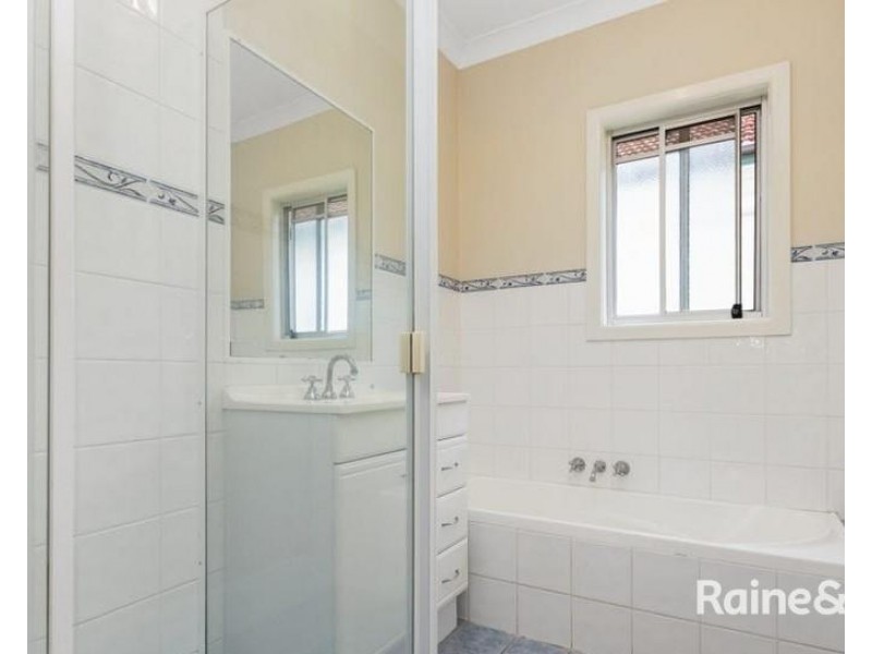 27 Johnson Street, Maitland NSW 2320