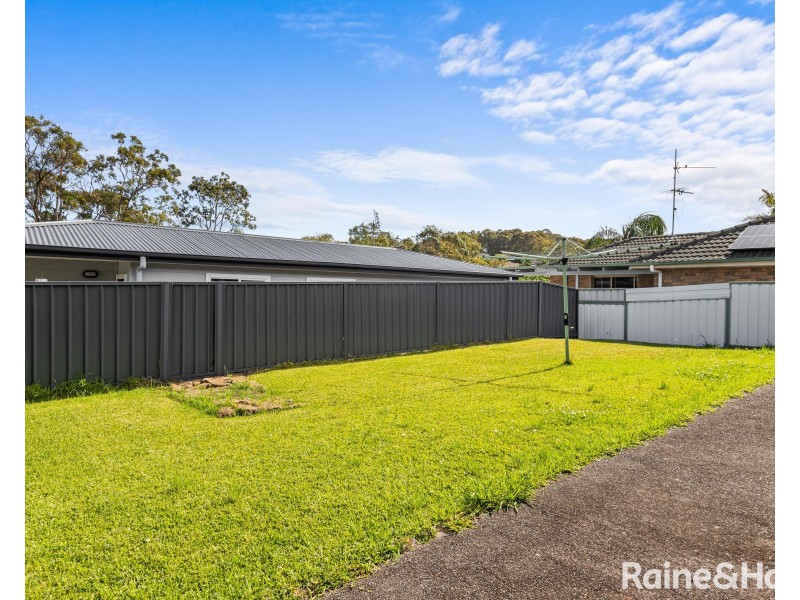 8 Yanco Street, Tingira Heights NSW 2290