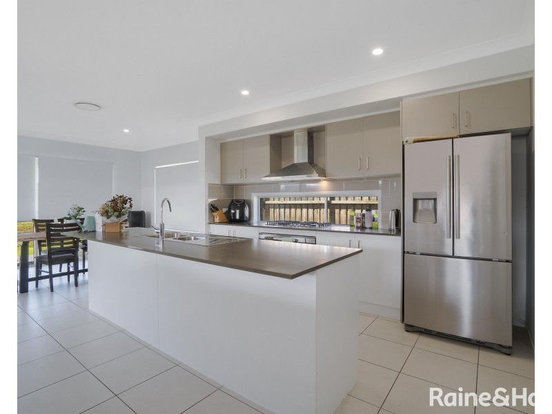8 Spotwing Street, Chisholm NSW 2322