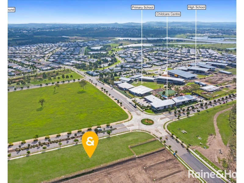 5505 Settlers Boulevard, Chisholm NSW 2322