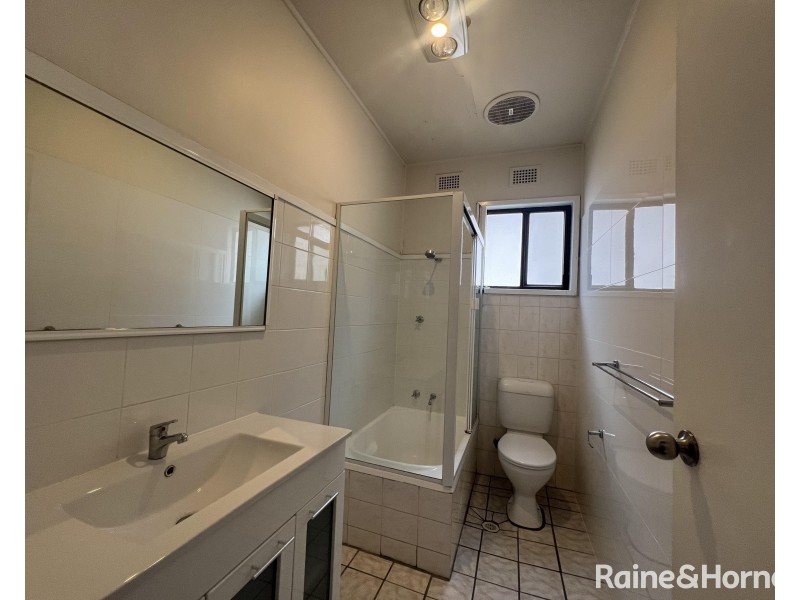116 Woodstock Street, Mayfield NSW 2304