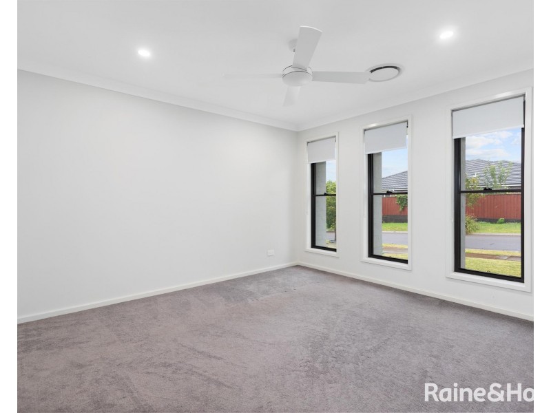 6 Pinfly Street, Chisholm NSW 2322