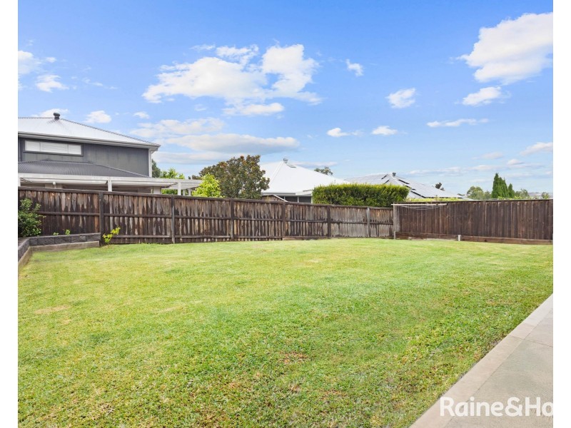 6 Pinfly Street, Chisholm NSW 2322
