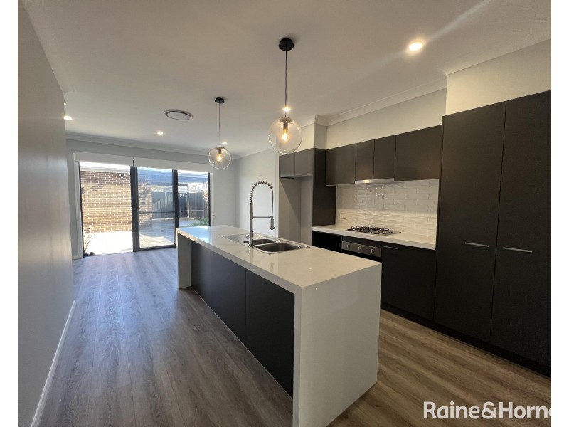128 Portland Drive, Cameron Park NSW 2285