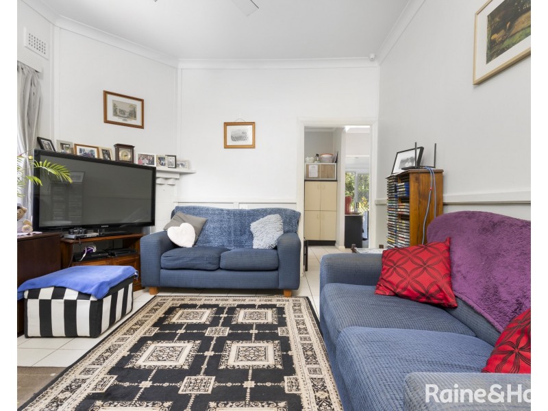 38 George Street, Belmont NSW 2280