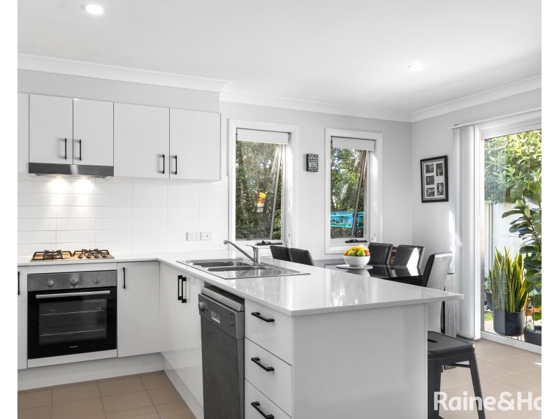 16/247 Warners Bay Road, Mount Hutton NSW 2290