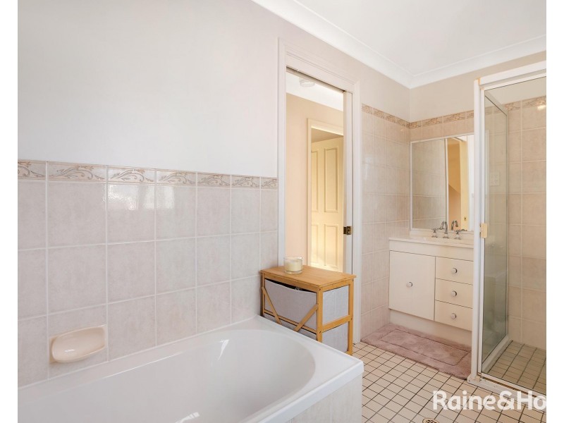 4/62 Albert Street, Warners Bay NSW 2282