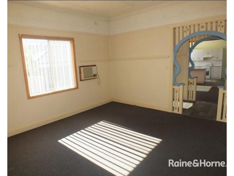 17 Wood Street, Adamstown NSW 2289