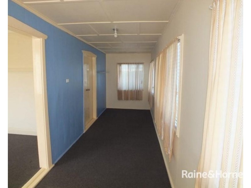 17 Wood Street, Adamstown NSW 2289