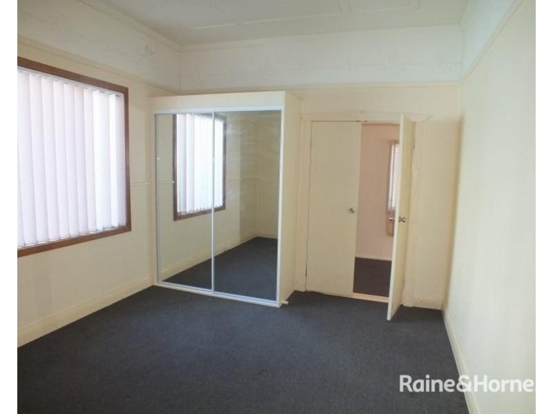 17 Wood Street, Adamstown NSW 2289