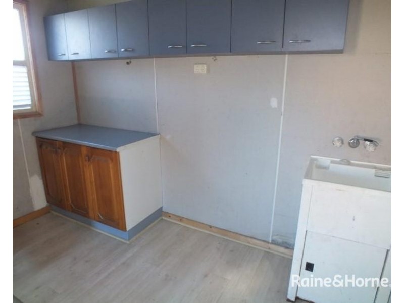 17 Wood Street, Adamstown NSW 2289