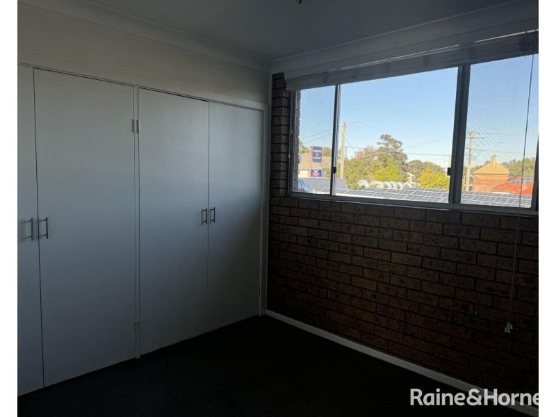 2/19 Melbourne Street, East Maitland NSW 2323