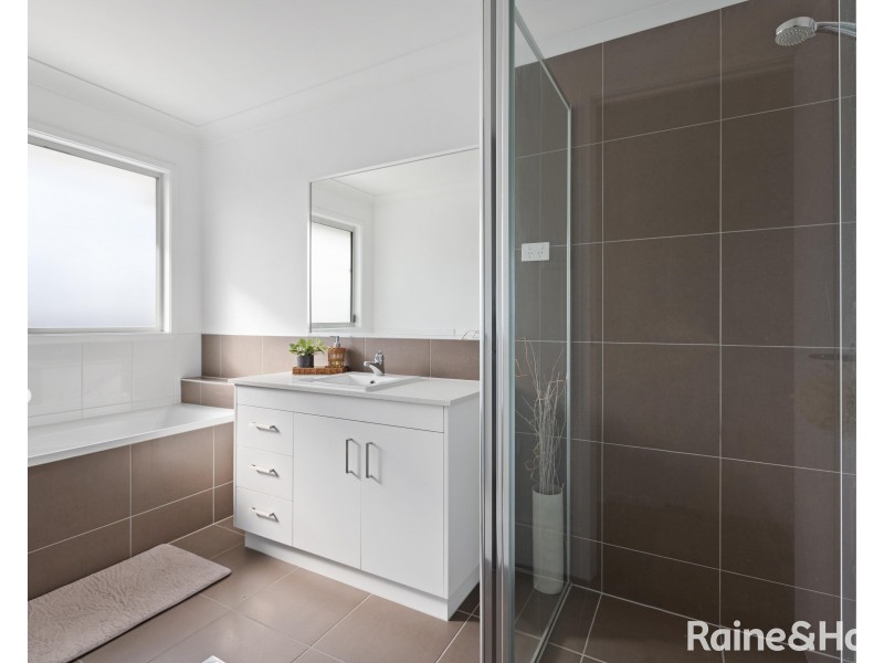 9 Darkmouth Street, Chisholm NSW 2322