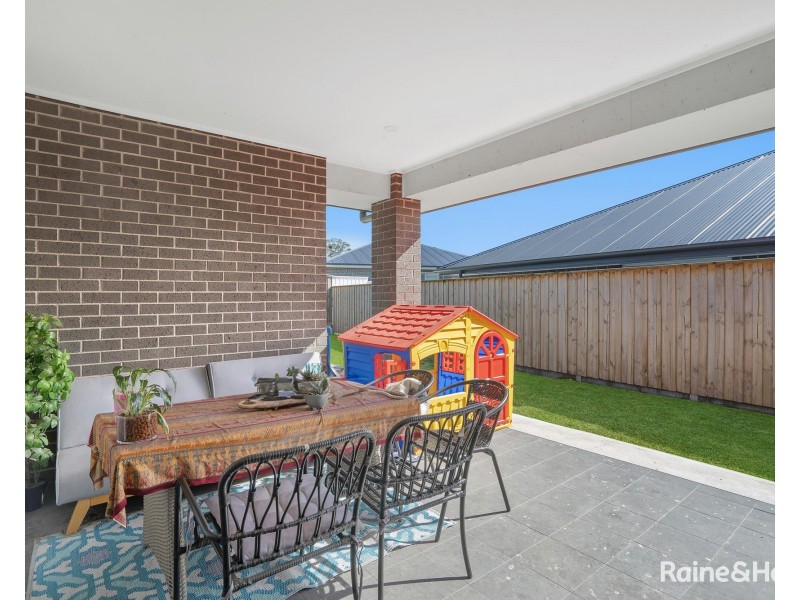 10 Silvarum Street, Chisholm NSW 2322