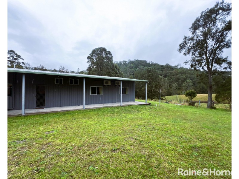 1656 Maitland Vane Road, Lambs Valley NSW 2335