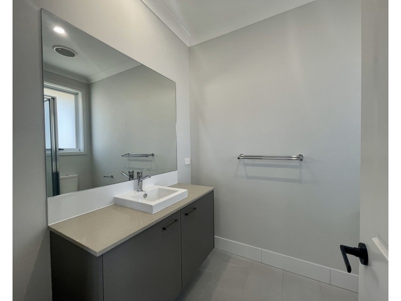 28 Ellipse Circuit, Chisholm NSW 2322