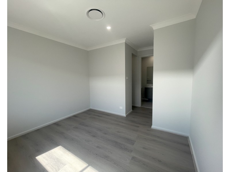 28 Ellipse Circuit, Chisholm NSW 2322