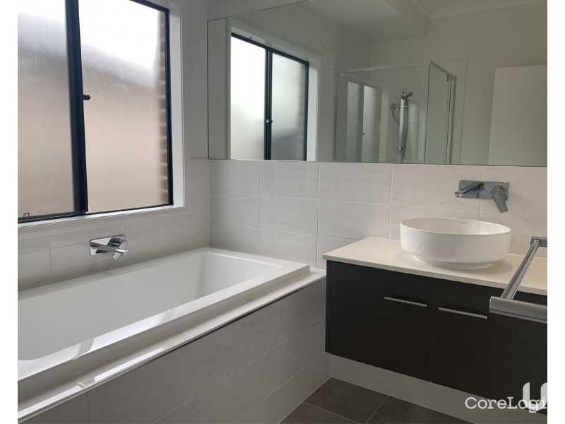 49 Harvest Boulevard, Chisholm NSW 2322