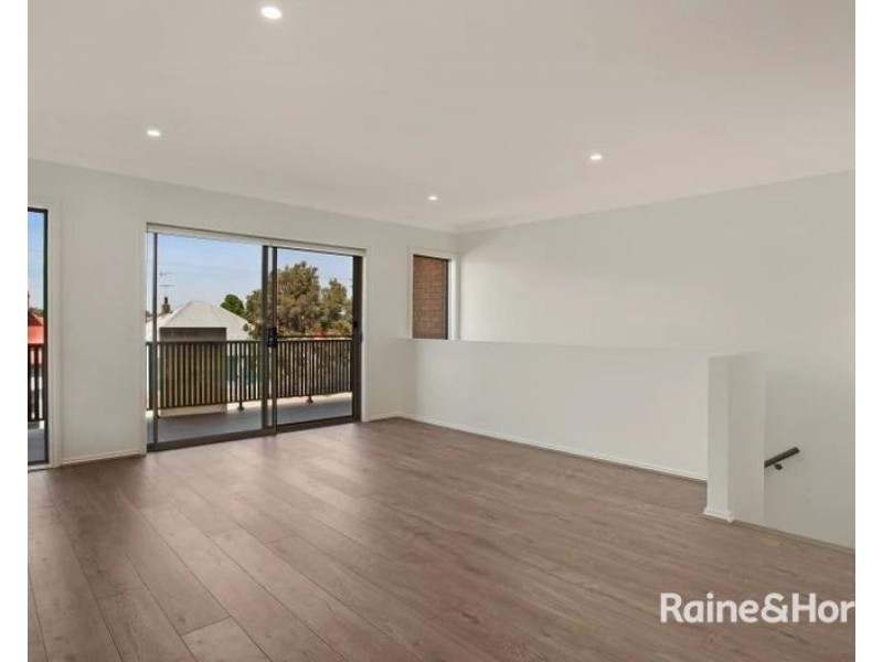 4/133 Lawes Street, East Maitland NSW 2323