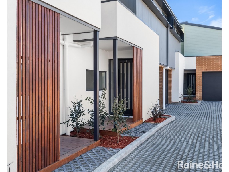 2/115-117 Kings Road, New Lambton NSW 2305