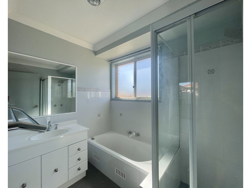 3 Dobell Place, Metford NSW 2323