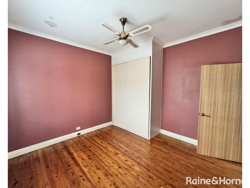 3 Albert Street, Belmont NSW 2280