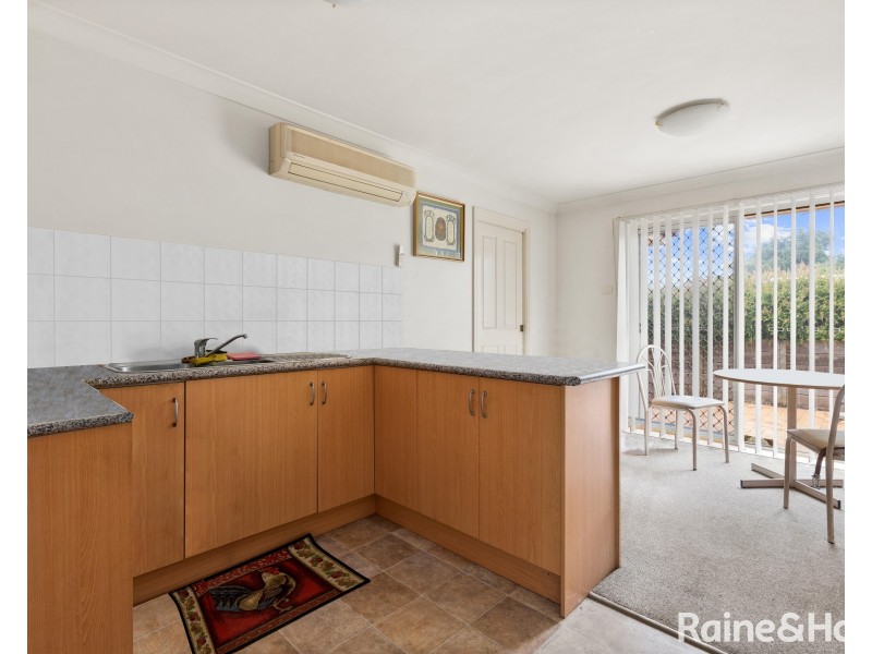 2/170 Maitland Street, Kurri Kurri NSW 2327