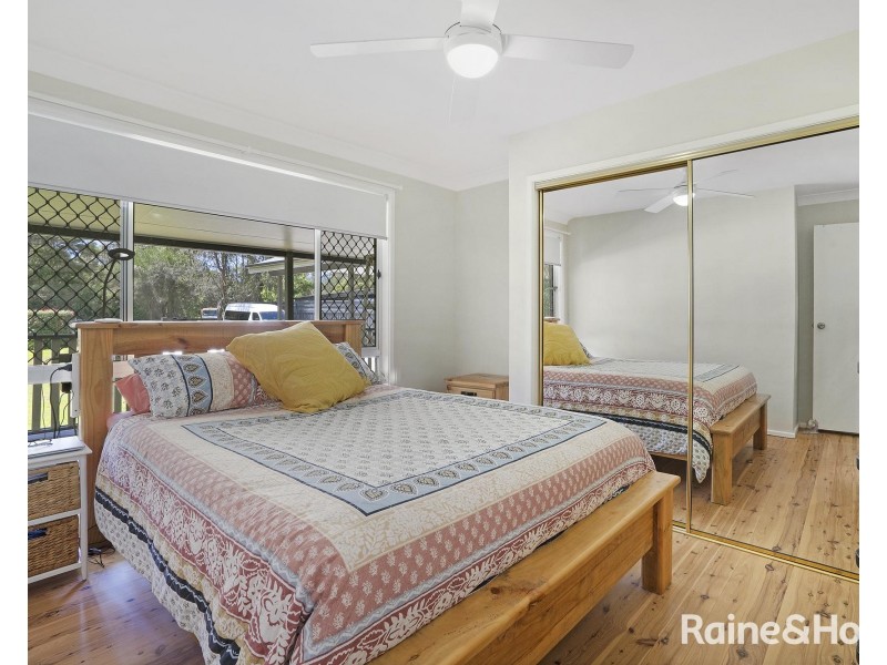 51 Burton Road, Eleebana NSW 2282