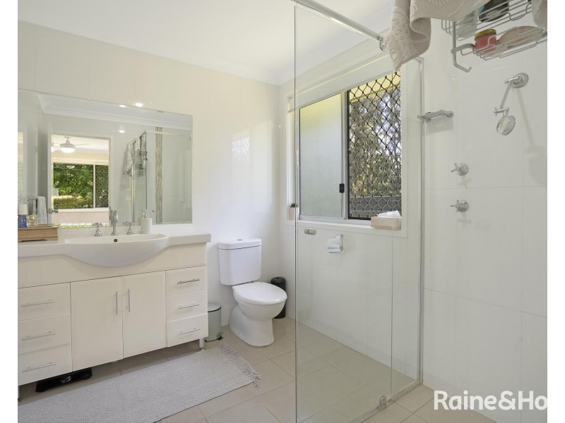 51 Burton Road, Eleebana NSW 2282