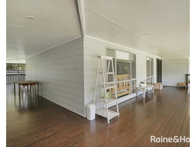 51 Burton Road, Eleebana NSW 2282