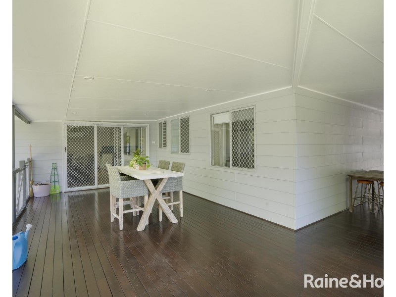 51 Burton Road, Eleebana NSW 2282